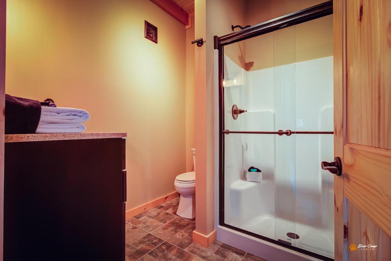 Majestic View Lodge, Amazing Views, Hot Tub, 1089 Free Tickets Each Paid Day, Dollywood And More Гатлинбург Экстерьер фото
